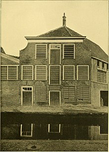 Van Leeuwenhoek's birth house at Oosteinde, before it was demolished in 1926. Antony van Leeuwenhoek and his "Little animals"; being some account of the father of protozoology and bacteriology and his multifarious discoveries in these disciplines; (1932) (19122164704).jpg