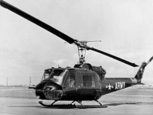 Bell UH-1B Iroquois на аэродроме.jpg