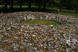 Cairn de Clava, subtipo en anillo, en Balnauran de Clava, Escocia.