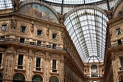 Galleria Vittorio Emanuele II (Milan) E1.jpg