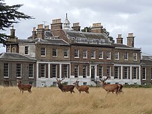 Hampton Court House from Bushy Park 04.jpg