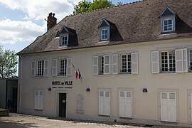 The town hall in Itteville