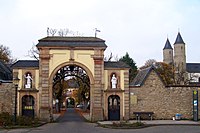 Le portail de l'abbaye.