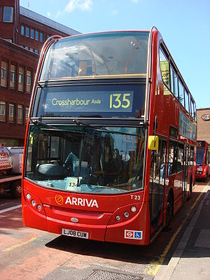 300px-London_Bus_route_135_b.jpg