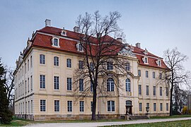 Schloss Martinskirchen südwestliche Ansicht (2014)