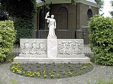 Monument voor Jutphase Oorlogsslachtoffers van Albert Dresmé