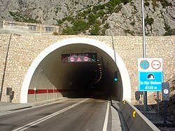 Tunel Sveti Ilija – vjezd od Baška Voda – jižní portál