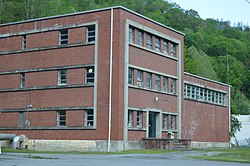 Former store on WV 103