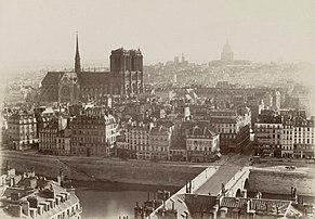 L'île de la Cité photographiée de la tour Saint-Jacques, à Paris, en 1865. (définition réelle 5 881 × 4 082)