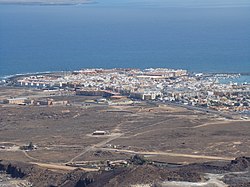 Pemandangan Corralejo dari Gunung Berapi Bayuyo