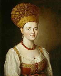 پرترۀ دختری ناشناس با لباس سنتی روسی، اثر: ایوان آرگونوف، ۱۷۸۴ میلادی، یک لباس سر بزرگ کوکوشنیک را به نمایش می‌گذارد