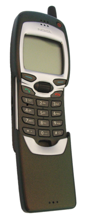 180px-Nokia_7110_open.png