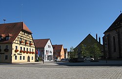 Centrum městysu Pyrbaum s radnicí