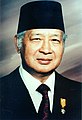 O período em que o general Suharto governou é chamado de Nova Ordem.