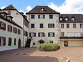 Château des Hattstatt-Schauenbourg corps principal, bâtiment en retour, vestiges du rempart, sol de la cour et du jardin