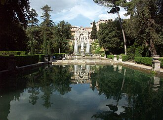 Villa d'Este Tivoli, Villa d'Este, Querachse mit Neptunbrunnen und Wasserorgel 1.jpg
