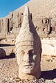 Gott Mithras mit Löwenhoroskop. Nemrut Dağı. August 2001.