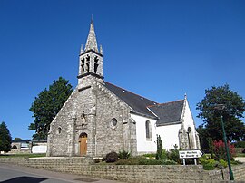 The church of Saint-Guénolé, in Locunolé