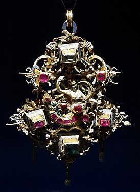 Złote zawieszenie z figurą Fortuny, wykonane w Siedmiogrodzie lub Polsce, przełom XVI i XVII wieku