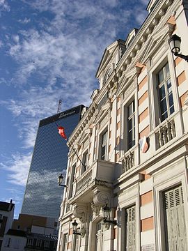 Bagnolet mairie et mercuriales.JPG