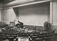 The Toledo Museum of Art once contained a performance space called the Hemicycle, seen here in 1912