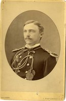 John C. Gresham v uniformě, asi 1878