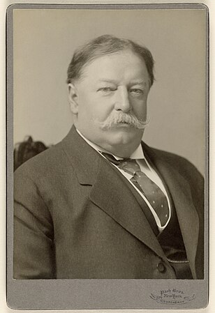 1908 cabinet card of William Howard Taft.