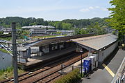 パラディオ橋北側から見た駅（2014年5月）