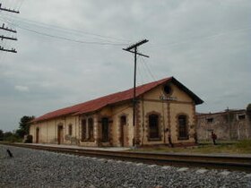 Ж/д станция в Апасео-эль-Гранде