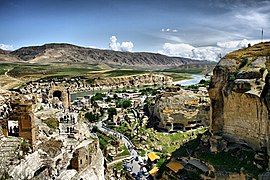 Hasankeyf Castle.jpg