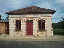 The town hall in Moncorneil-Grazan