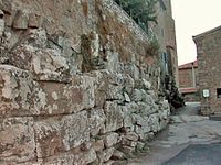 Las murallas ciclópeas de Vetulonia.