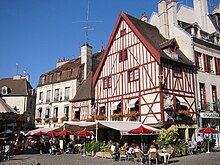 « Restaurant Moulin-à-vent » place François Rude