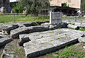 Lacus Curtius na Forum Romanum.