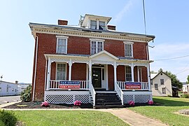 Building on S. Main Street