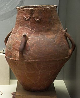 Sesklo neolithic 5300 BC, NAMA 080796 (cropped)