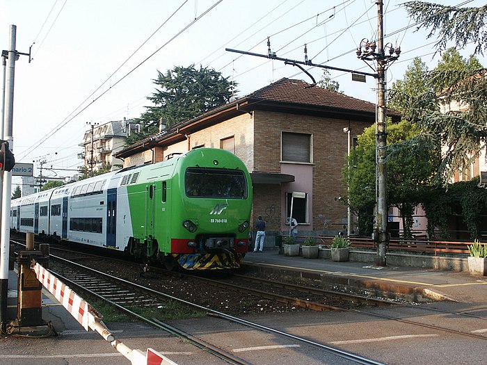 Estació ferroviària de Lomazzo, 2002