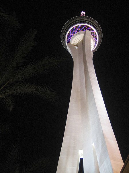 File:Stratosphere tower at night.jpg
