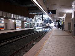高鐵左營站第一月台