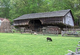 テネシー州農村部の片持ち梁納屋