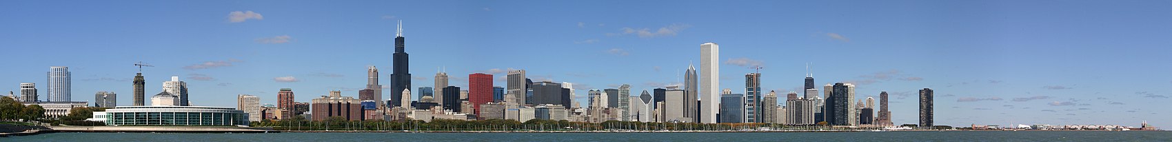 Şikago kentinin Shedd Aquarium'dan Navy Pier'e kadar toplu görünümü.