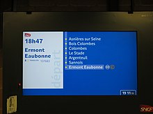 Écran annonçant le train de 18h47 pour Ermont Eaubonne, et affichant qu'il est 19h12.