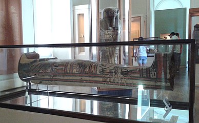 Sarcophage de Sha-Amun-en-su (Basse époque égyptienne, c. -750).