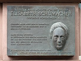 Мемориальная доска Элизабет Шумахер во Франкфурте