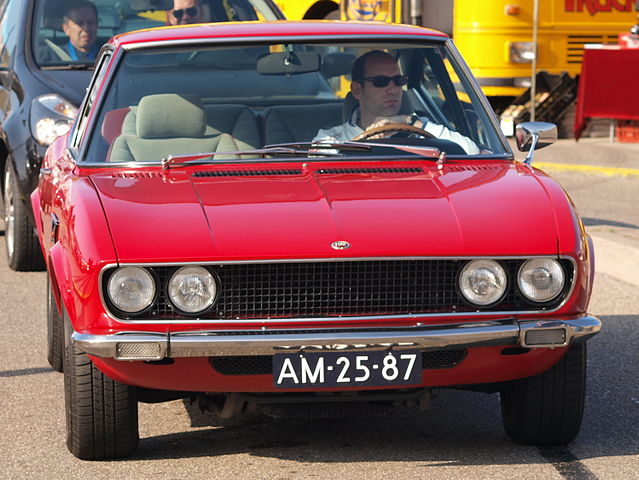FileFiat Dino Coupe 2400 dutch licence registration AM2587 pic04