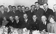 Groupe de rédacteurs de L'Illustration Nouvelle en 1938 ou 1939.