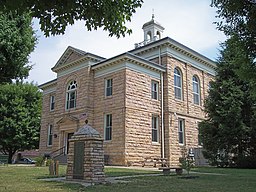 Nicholas County Courthouse i Summersville.