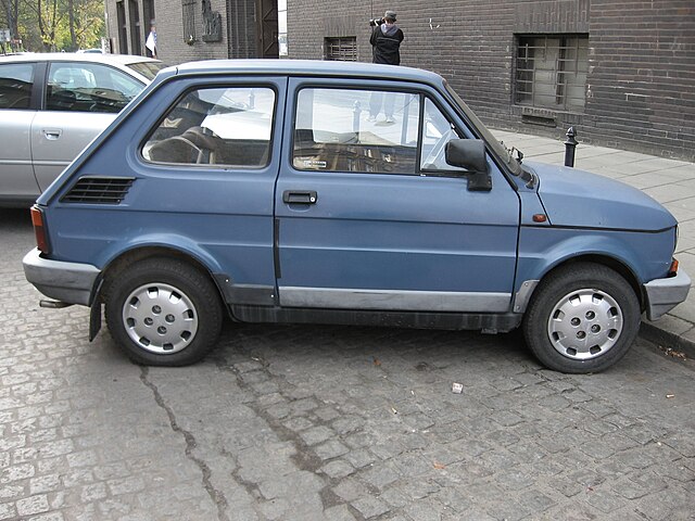FilePolski Fiat 126 BIS on Pomorska street in Krak w