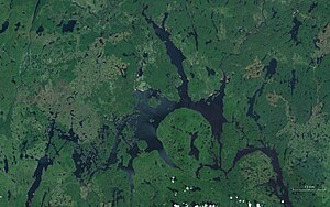 Satellitenbild des Réservoir Pipmuacan, das das Wasser für das Kraftwerk liefert