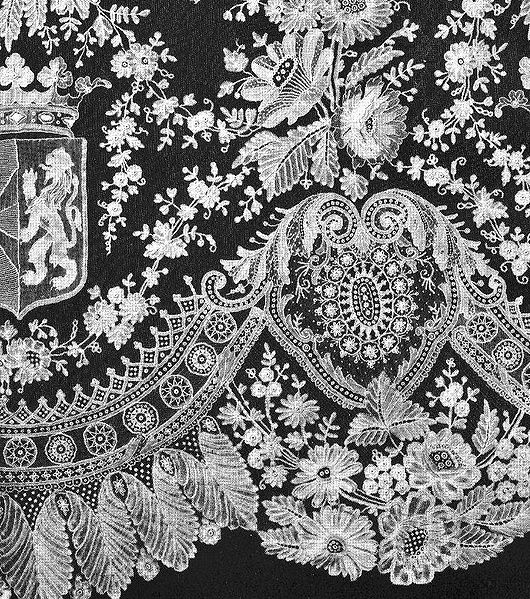 http://upload.wikimedia.org/wikipedia/commons/thumb/8/87/Royal_Lace_detail.jpg/530px-Royal_Lace_detail.jpg